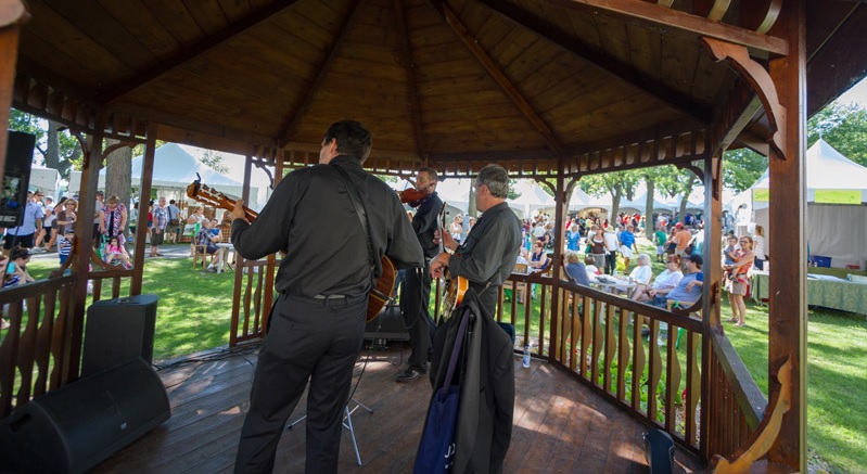 Ecomarche de l ile 2014 a Chateauguay spectacle Jeux_de_corde Photo courtoisie Heritage_Saint-Bernard