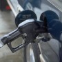 Hausse du prix de l’essence – Guy Leclair demande des comptes