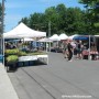 Distribution d’arbres au Marché Fermier à Huntingdon