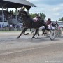 Courses de chevaux – L’annonceur Jean Desautels à Ormstown