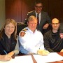 La Ville de Mercier signe une entente avec ses pompiers