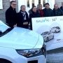 Un véhicule électrique en autopartage et des bornes de recharge à Mercier