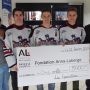 Les Grenadiers amassent 5 000 $ pour la Fondation Anna-Laberge.