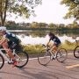 En route vers les Jeux du Québec – La famille Lorquet, cyclistes sur route