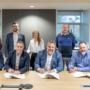 Signature de la convention collective des cols blancs de Châteauguay