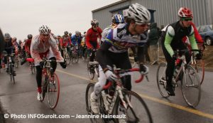 GP-Sainte-Martine-2011-depart-Photo-INFOSuroit-Jeannine_Haineault