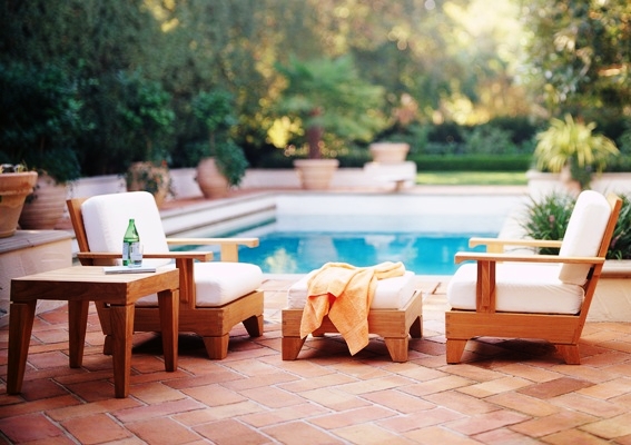 piscine-eau-baignade-amenagement-paysager-patio-Photo-CPA-publiee-par-INFOSuroit-com_