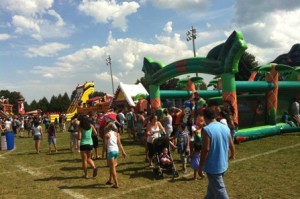 Fete-familiale-Chateauguay-Photo-courtoisie-Ville-de-Chateauguay-publiee-par-INFOSuroit-com_