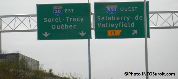 Panneau-signalisation-Autoroute-30-vers-Sorel-Tracy-Sortie-13-Valleyfield-Photo-INFOSuroit-com_