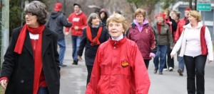 Marche de Rudolphe avec des participants ages variees Photo courtoisie publiee par INFOSuroit