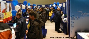 Salon-Emploi-VHSL-Valleyfield-visiteurs-kiosque-St-Hub-A30-Photo-INFOSuroit_com