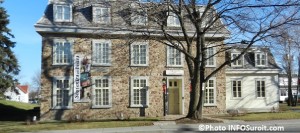 Musee-regional-de-Vaudreuil-Soulanges-vue-de-face-sur-rue-St-Charles-Photo-INFOSuroit_com