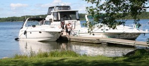 bateaux-au-quai-de-la-Halte-des-Pecheurs-Parc-regional-Beauharnois-Salaberry-Photo-MRC