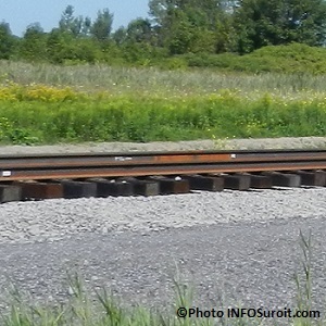 Fabrication-chemin-de-fer-CSX-pres-autoroute-530-a-Valleyfield-Photo-INFOSuroit_com