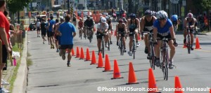 Triathlon-Valleyfield-2013-epreuves-courses-a-pied-coureurs-et-velo-cyclistes-Photo-INFOSuroit_com-Jeannine_Haineault