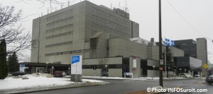 Hopital-du-Suroit-a-Valleyfield-entree-urgence-et-ambulance-hiver-Photo-INFOSuroit_com