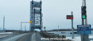 Pont-Larocque-pont-levis-hiver-entre-Valleyfield-St-Stanislas-Photo-INFOSuroit_com