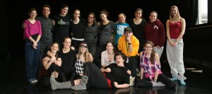 Troupe-de-danse-du-College-de-Valleyfield-artistes-et-Emilie_Poirier-photo-courtoisie-publiee-par-INFOSuroit_com