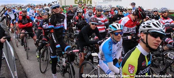 GP-cyclistes-Ste-Martine-Depart-Seniors-105km-Photo-INFOSuroit_com-Jeannine_Haineault