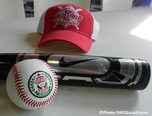 Petites-ligues-de-baseball-balle-baton-et-casquette-Championnat-canadien-Valleyfield-Photo-INFOSuroit_com