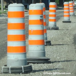 cones-oranges-travaux-routiers-chantier-construction-detour-Photo-INFOSuroit_com
