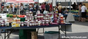 Marche-public-regional-de-Valleyfield-epices-fruits-et-legumes-Photo-INFOSuroit_com