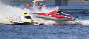 regates-St-Felicien-2014-hydroplanes Grand-Prix-accident-GP77-et-GP777-Photo-courtoisie-ACHA