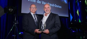 President MMQ JacquesRiopel et maire de Vaudreuil-Dorion GuyPilon Photo courtoisie