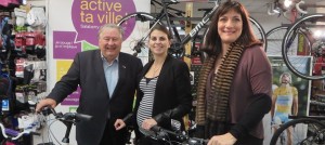 Viree-velo-nocturne-Fondation_Hopital_du-Suroit-D_Lapointe-K_Favreau_O_Brien-et-G_Parizeau-photo-courtoisie-publiee-par-INFOSuroit_com