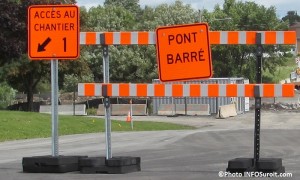 Signalisation pont barre Acces au chantier Photo INFOSuroit_com