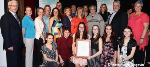 Soiree reconnaissance Commission scolaire Prix Excellence Groupe pairs-aidants Ecole des Patriotes Photo Pierre_Langevin CSVT