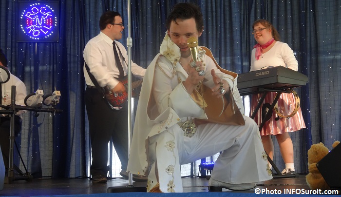 FestiBieres du Suroit 2015 de APDIS spectacle Elvis et ses musiciens Photo INFOSuroit_com