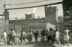 Montreal Cotton Copyright Photo Collection MUSO Musee de societe des Deux-Rives