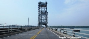 Pont Larocque entre Valleyfield et St-Stanislas-de-Kostka saison estivale Photo INFOSuroit