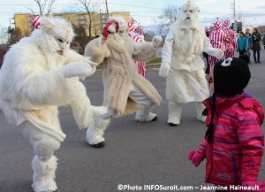 Chateauguay Histoire de Noel des yetis Hommes des neiges Photo INFOSuroit_com-Jeannine_Haineault