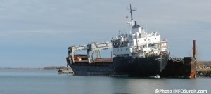 Katrhyn-Spirit-vieux-cargo-a-l-abandon-Beauharnois-lac-Saint-Louis-Photo-INFOSuroit_com