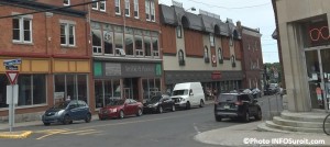 centre-ville Valleyfield rue Nicholson commerces enseigne facades Photo INFOSuroit_com