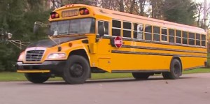 transport scolaire autobus d ecoliers extrait video YouTube de Federation Transporteurs par autobus