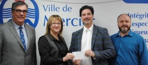 soutien-financier-maison-des-jeunes-de-mercier-photo-courtoisie-publiee-par-infosuroit-com