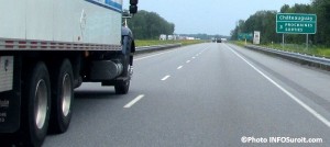 A30-Chateauguay-autoroute-camion-Photo-INFOSuroit