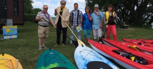 Devoilement Kayak Beauharnois-Salaberry elus promoteurs et partenaires Photo courtoisie