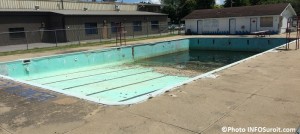 Ormstown piscine en attente de statut reparation Photo INFOSuroit_com