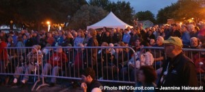 Fete des citoyens a Beauharnois spectateurs Photo INFOSuroit-Jeannine_Haineault