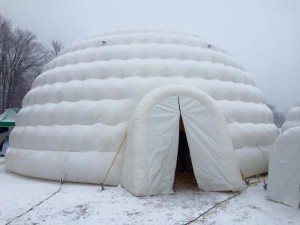 igloo-gonflable-et-chauffe-festival-glisse-et-reglisse-a-rigaud-photo-courtoisie