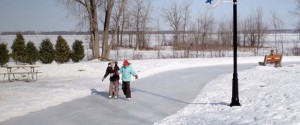 patinoire-exterieure-anneau-de-glace-vaudreuil-dorion-photo-vd