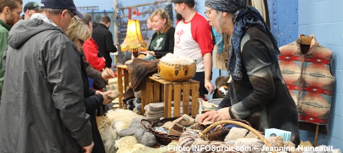 marche fermier hiver artisanat Photo INFOSuroit-Jeannine_Haineault