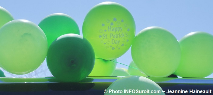 Defile St-Patrick Chateauguay ballons Photo INFOSuroit-Jeannine_Haineault