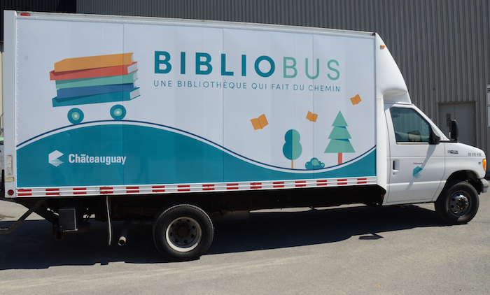 Camion Bibliobus Chateauguay lecture livres Photo Ville Chateauguay