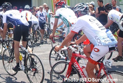 Grand_defi_Pierre_Lavoie-en-2010-cyclistes-Photo-INFOSuroit