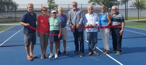 inauguration terrain tennis parc Bourcier Beauharnois aout 2017 Photo courtoisie